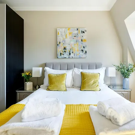 Central London Hyde Park Apartments-3