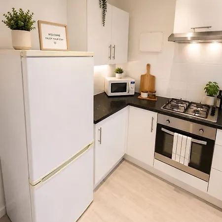 Stylish Vauxhall Apartment In Central London-2