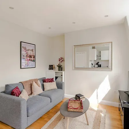 Fitzrovia 1-Bed - Bt Tower View - Sleeps 4-3