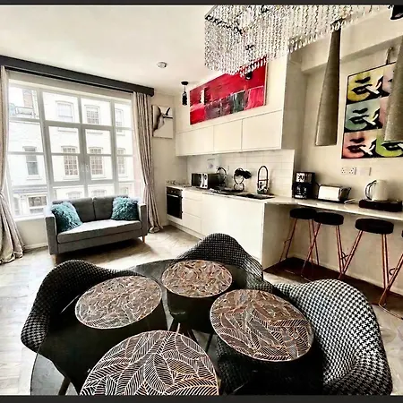 soho london suite-2