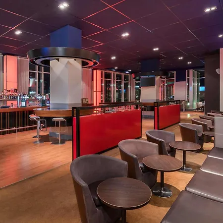 Novotel London Excel-3