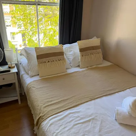 41 Home Near Kings Cross And Angel-3