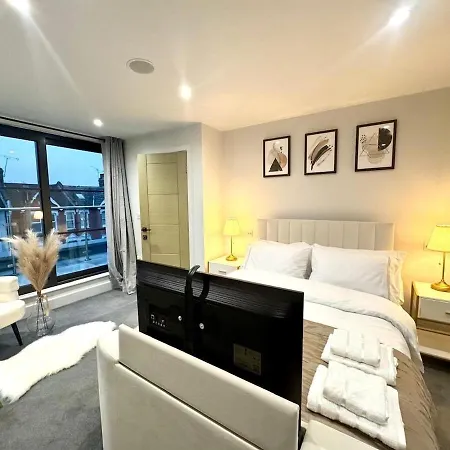 Coach House-2