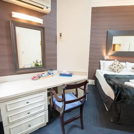 Knightsbridge Green Hotel-3