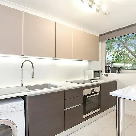 2 Bedrooms Apartment With No Lift In London Euston-3