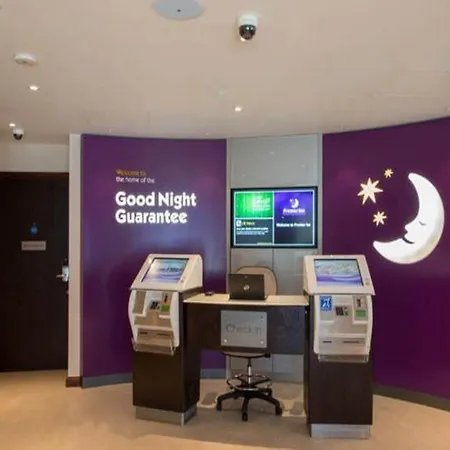 Premier Inn London Edmonton-2
