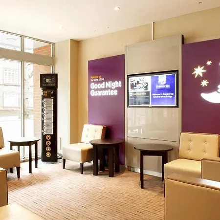Premier Inn London Tower Bridge-3