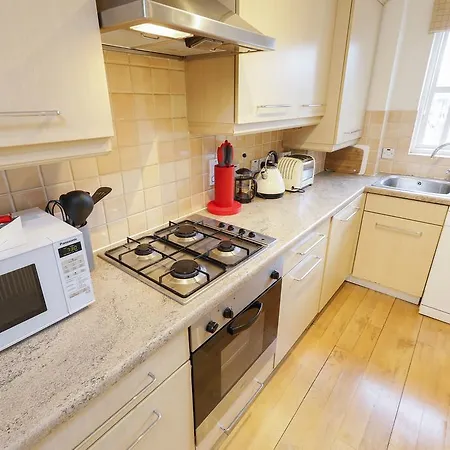 Joivy Cozy Apartment Near National Theatre-2