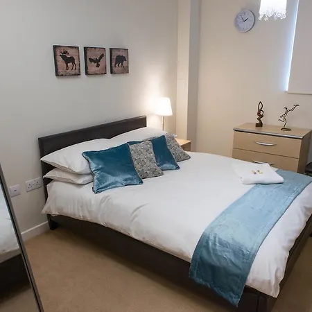 Royal Limehouse Apartment-3