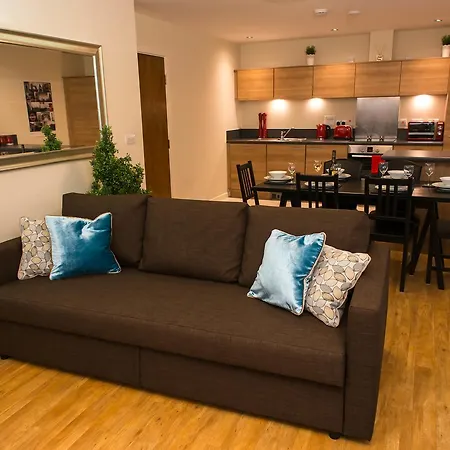 Royal Limehouse Apartment-3