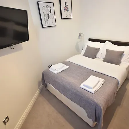 Apt 2, Soho Apartments 1St Floor By Indigo Flats-2