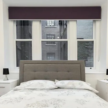 Fleet Street Apartment 1-2