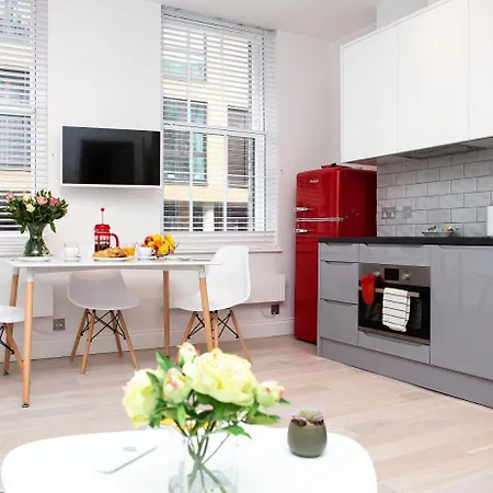 Soho Suites By Indigo Flats-3