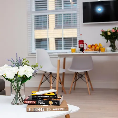 Soho Suites By Indigo Flats-3