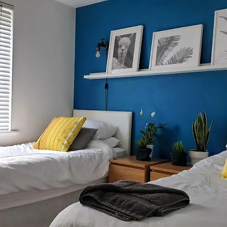 Boutique Home From Home-3
