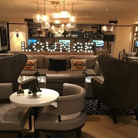 Hub By Premier Inn Lon Westminster, St James' Park-2