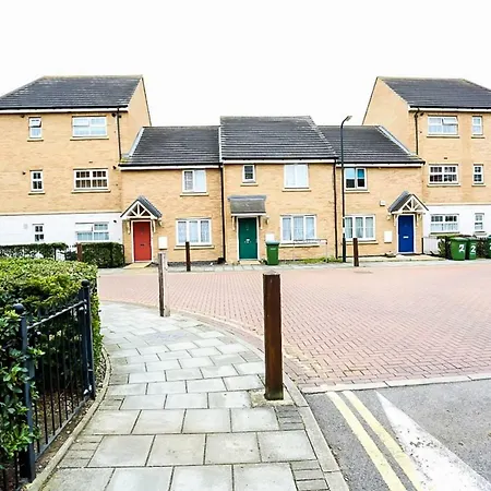 Superior 2 Bedroom Apartments-2