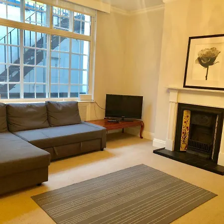 Pimlico Apartment-2