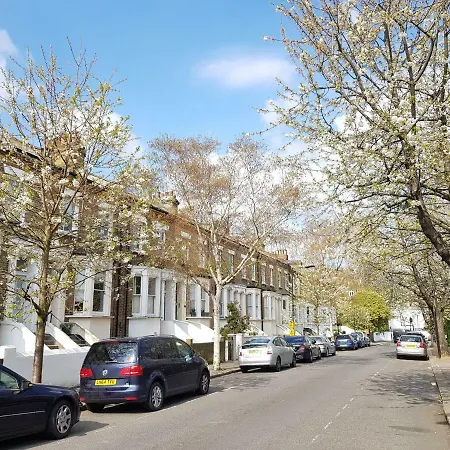 Pretty Maida Vale Apartments-3
