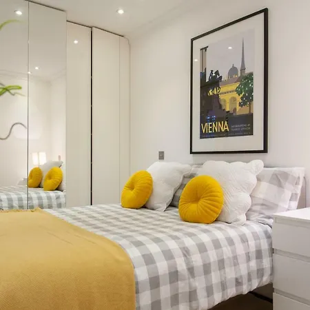Unique Apartment Marble Arch-2