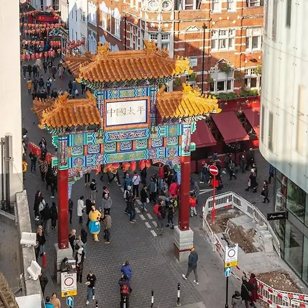 Hausd - Piccadilly Circus-3