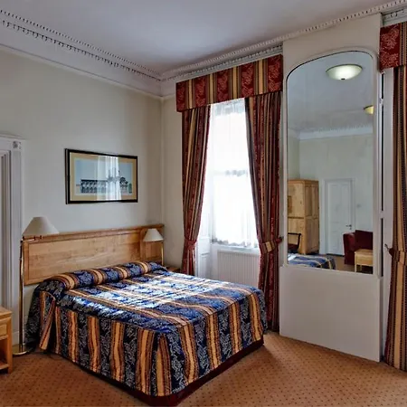 Bertrand'S Townhouse-3