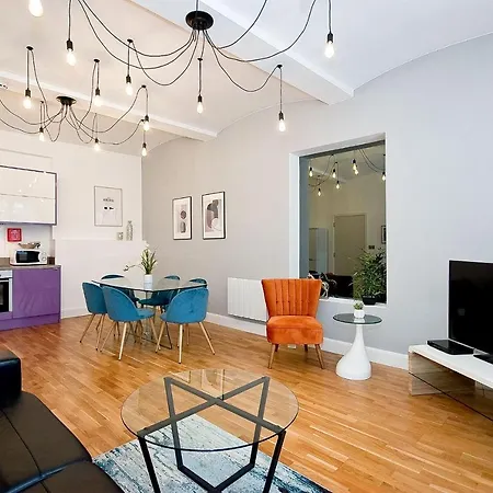 Mulberry Flat 2 - Two Bedroom 1St Floor By City Living London-3