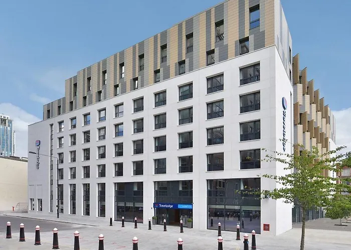 Travelodge City