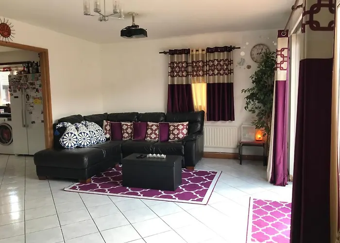 Spacious House 15Min To Canary Wharf/O2/Excel/Central London