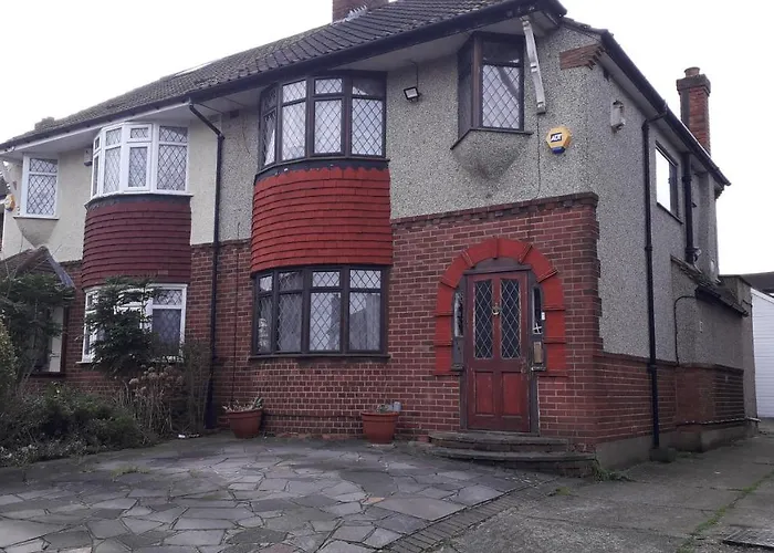 Cosy London Holiday Home