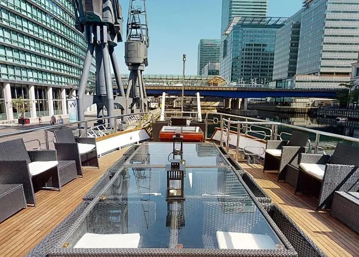 Absolute Pleasure Yacht
