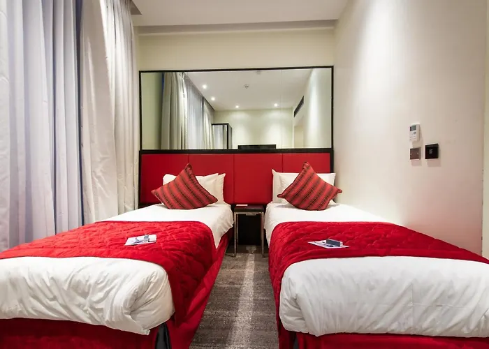 Crowne Plaza London Battersea Hotel