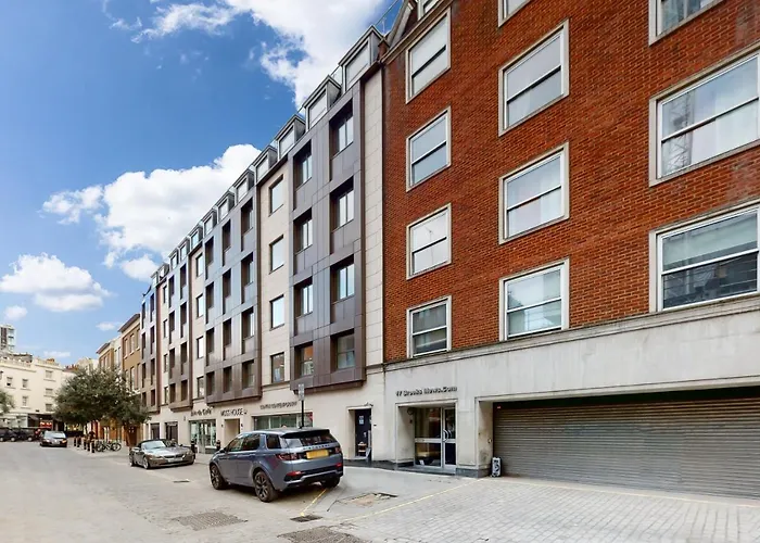 Stay In Bond Street