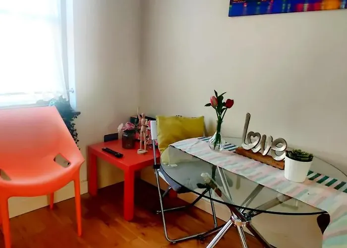 Studio Flat Near Liverpool St & Shoreditch London.