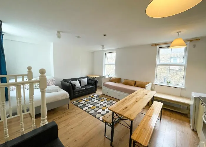 134 Kilburn Road Apartment London