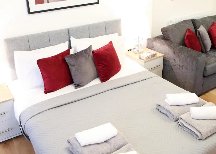 Executive Bright And Airy Studio Apartment In Sydenham London