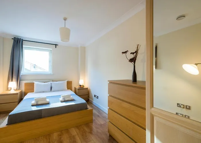 Royal London Apartments