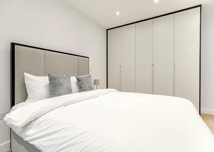 Aldgate East By Excel Apartments London