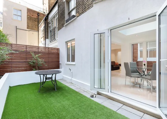 Luxury Escapes - London Victoria