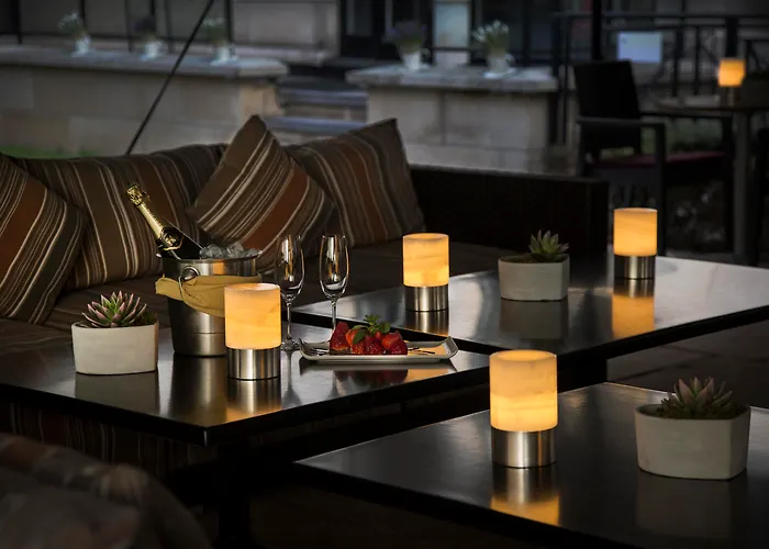 Doubletree By Hilton Kensington