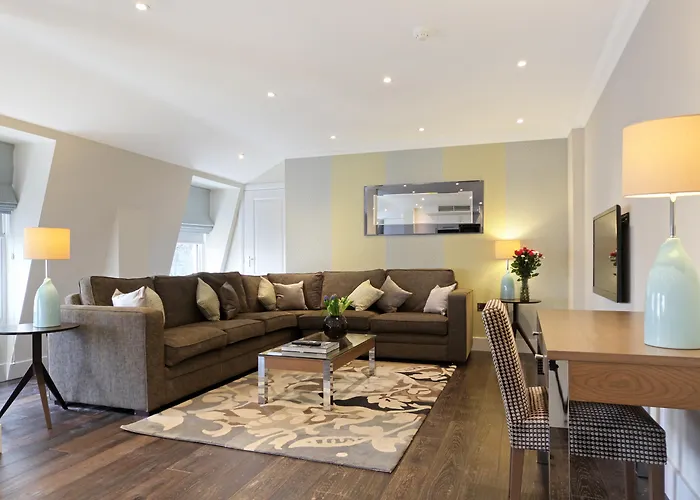 Ashburn Court Apartments London