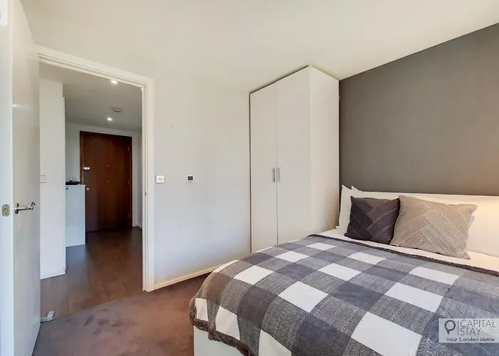 Two Bedroom Apartment - London Excel Stays
