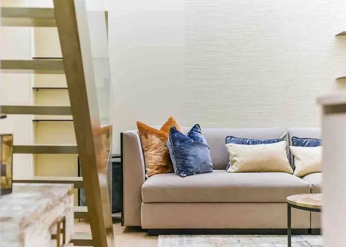 Luxury Modern Apartment
