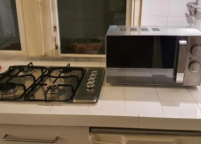 Walk To London Bridge En Suite Apartment With Kitchen