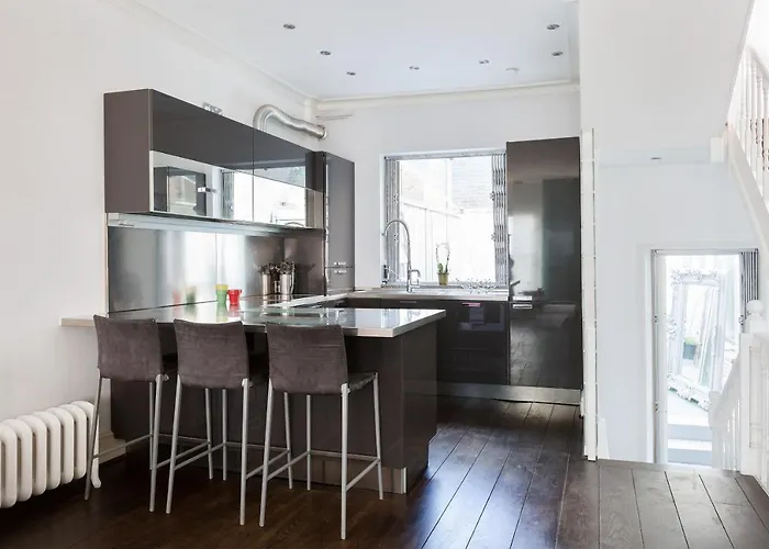 Stunning Flat In Notting Hill With Roof Top Londra