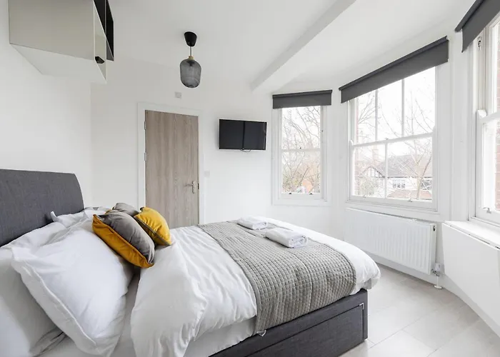 Garden View Standard Double 5Min Walk To Tufnell Park Apartment London