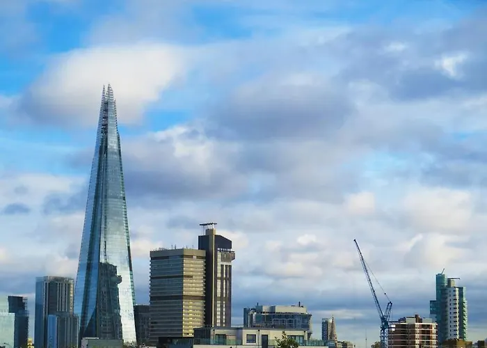 Club White London Bridge One Bedroom
