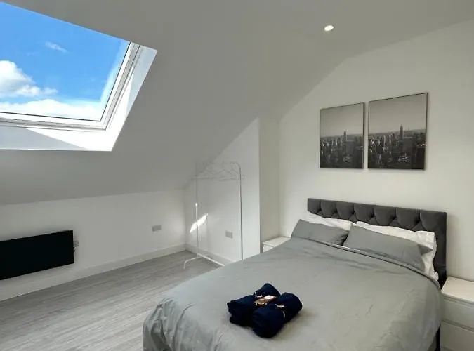 Modern London Apartment Near Tottenham Stadium