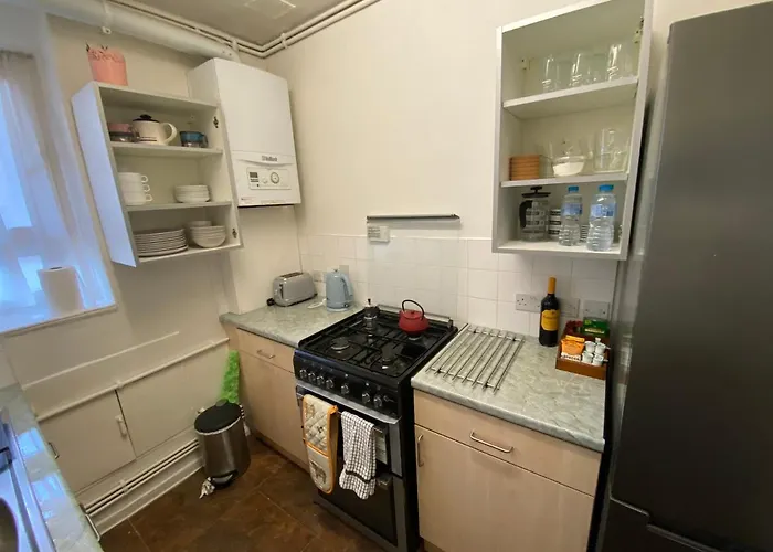 3 Bed Apartment In Camden
