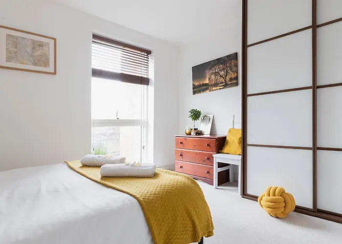 Spacious 2 Bed Apartment In Central Location London